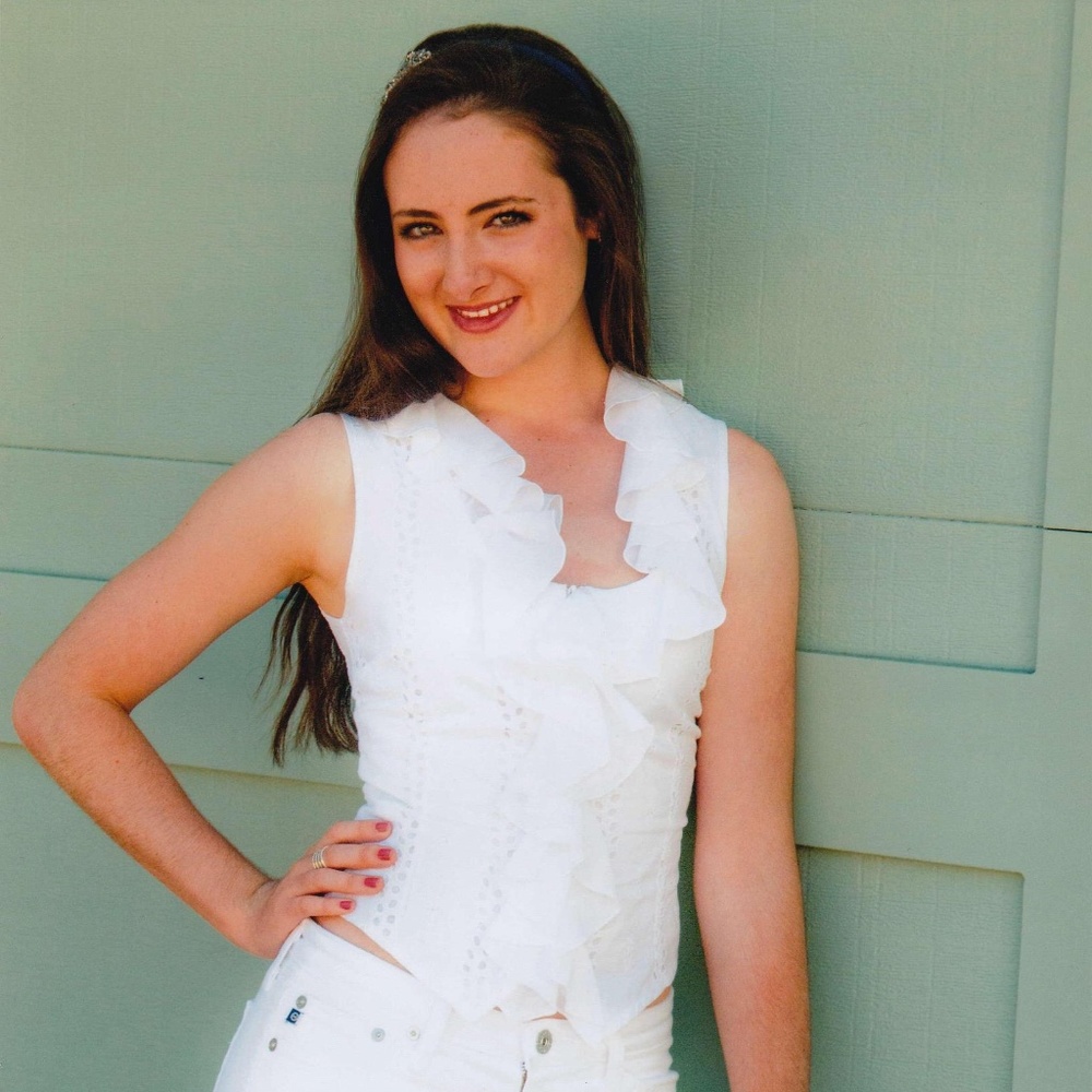 Meet your Posher, Adrienne